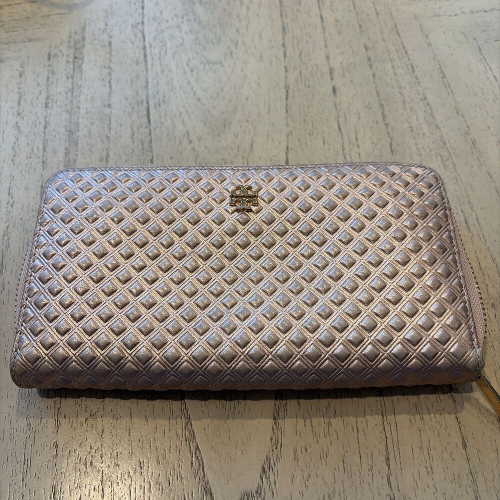 Tory Burch Zip-Around Wallet Pink/rose Gold Geometric Credit Card Slots